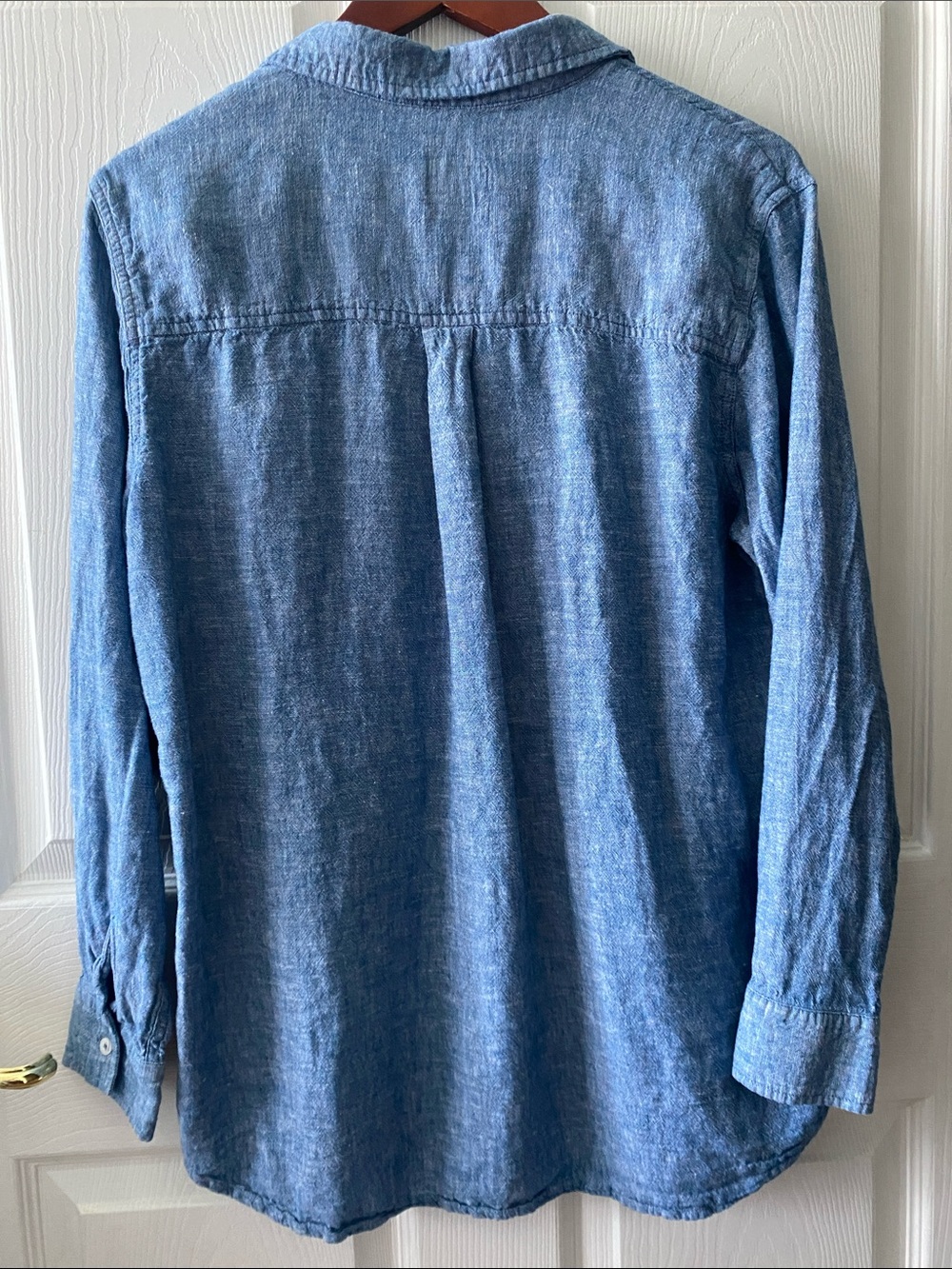 GAP Blue Linen-Blend Button-Down Shirt - Picture 4 of 5